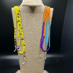 UO - Mask/Sunglasses Holder (per unit)